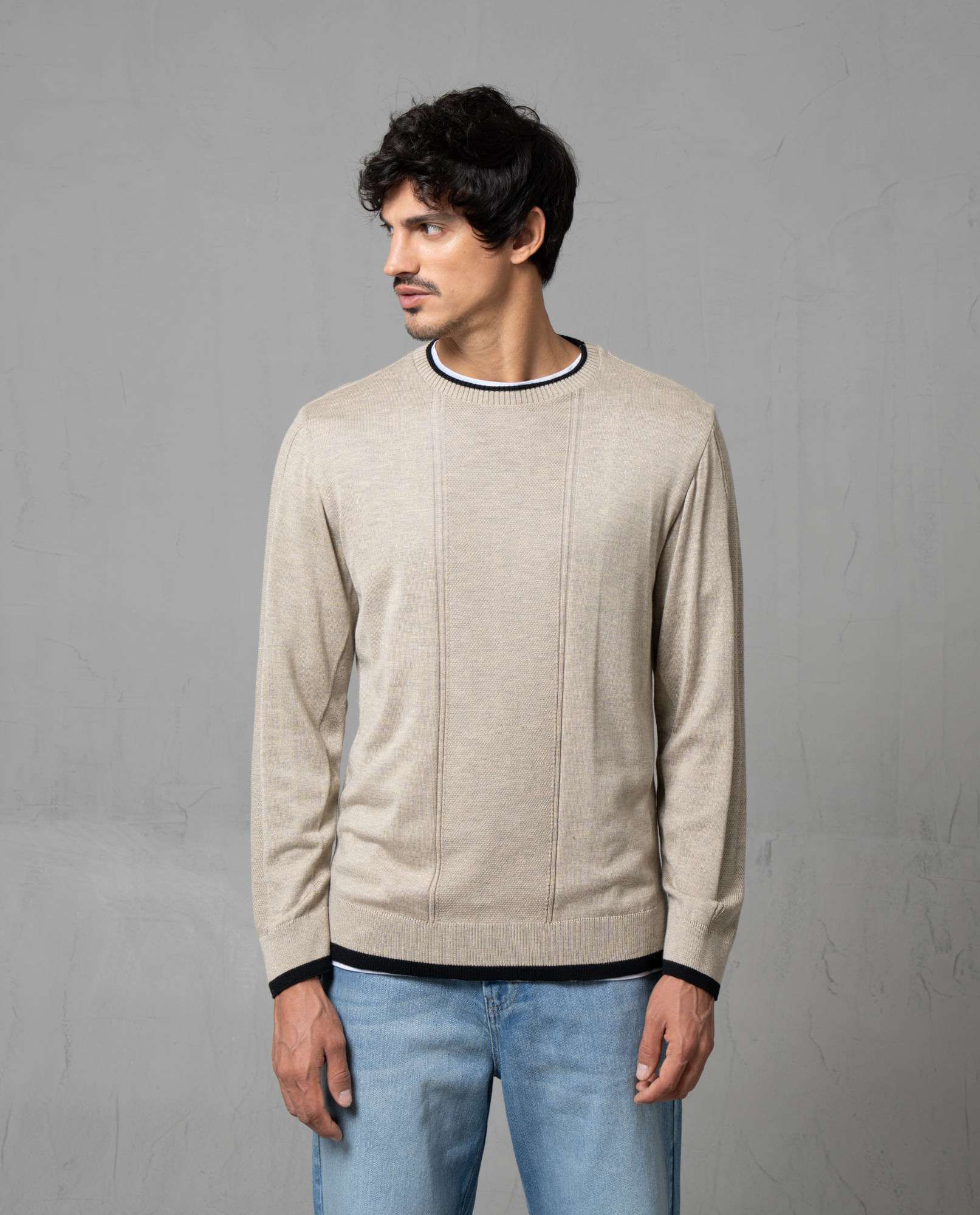 Buzo tejido con terminaciones en contraste para hombre