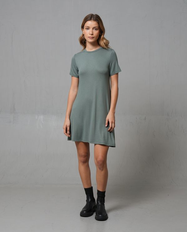 Vestido corto cuello redondo para mujer