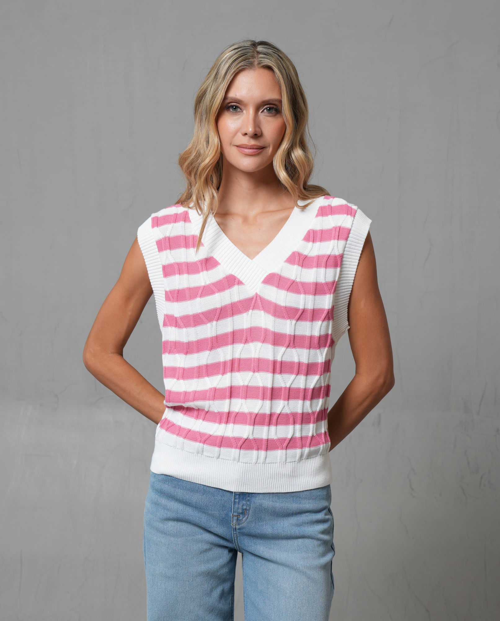 Chaleco tejido de diseño cerrado para mujer