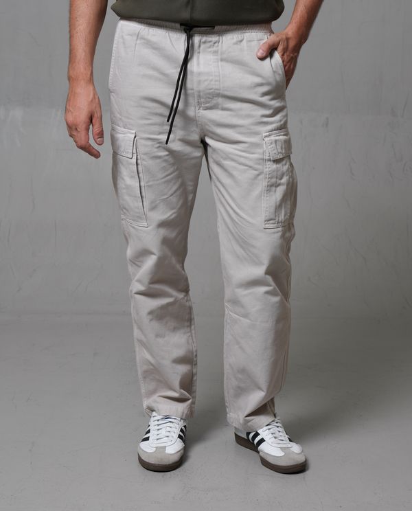 Pantalón Cargo con ajuste de cordón para hombre