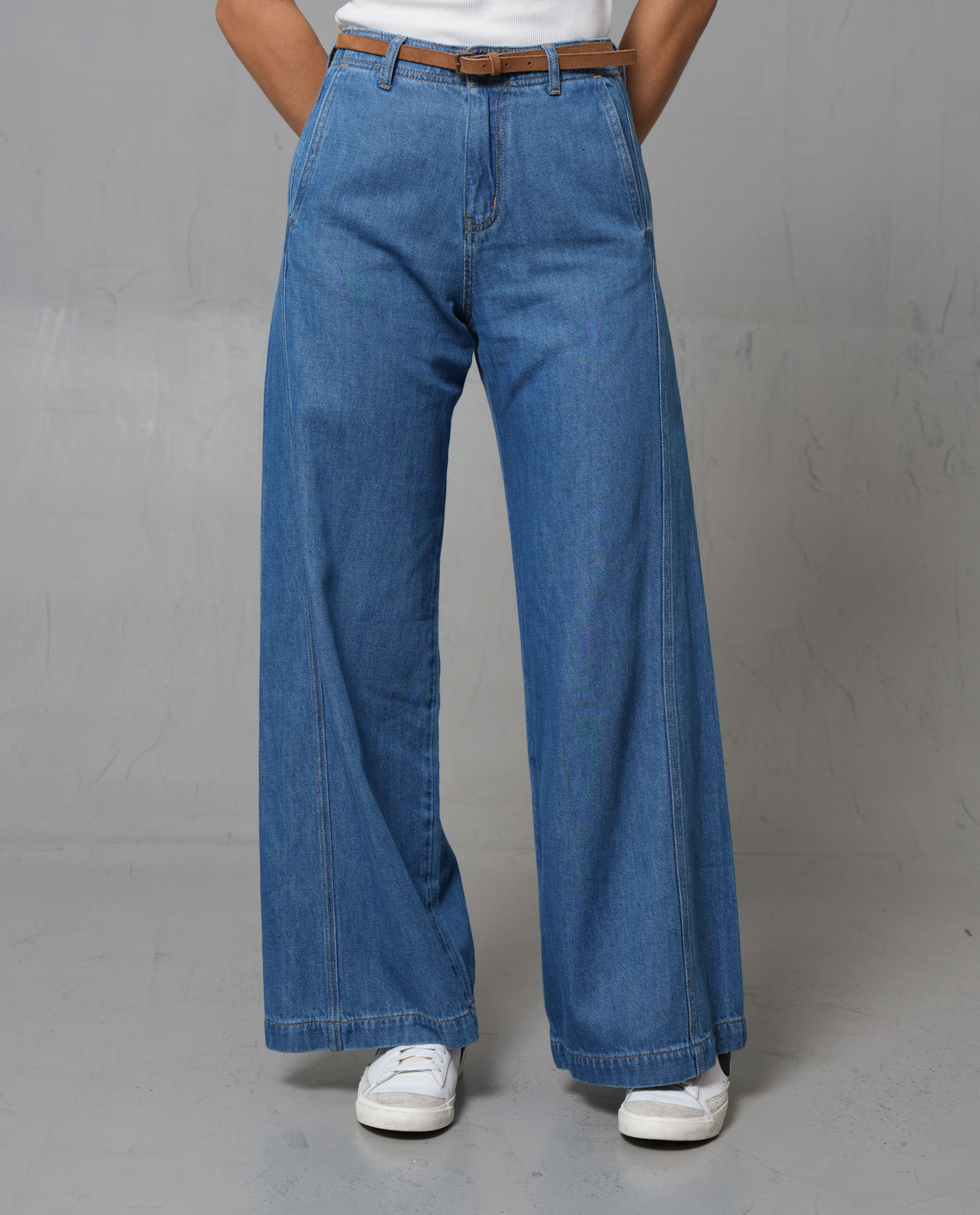 Jean Wide Leg tono medio para mujer