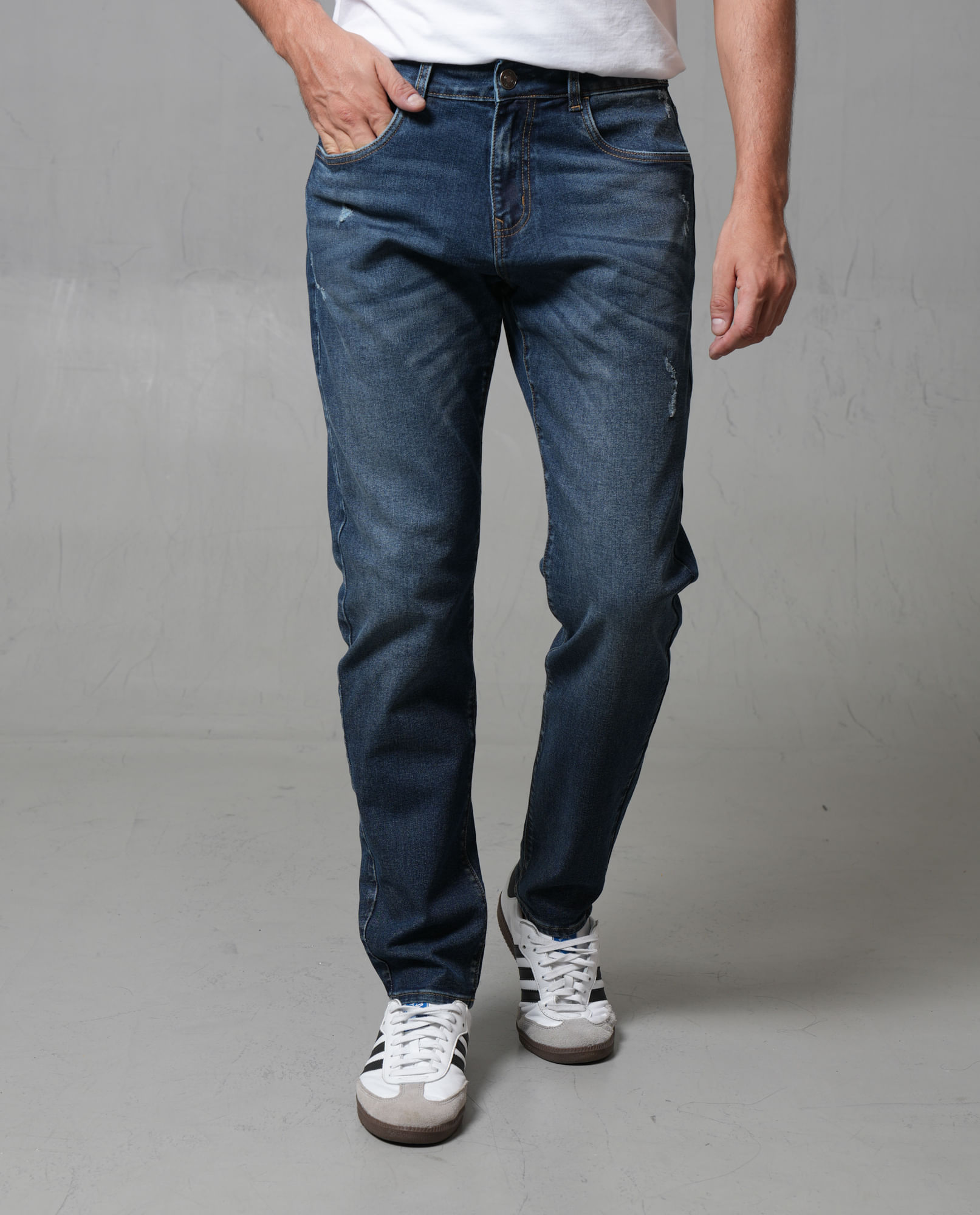 Jean Slim con desgastes localizados para hombre