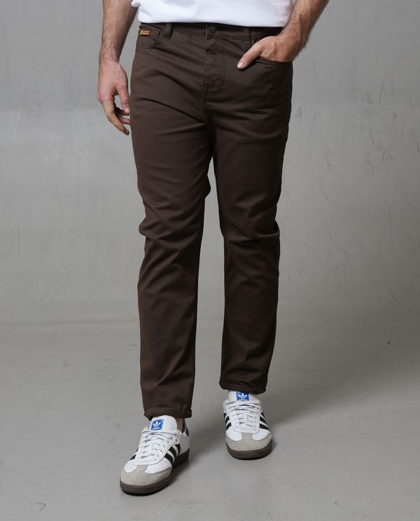 Pantalón Slim en dril semiliviano para hombre