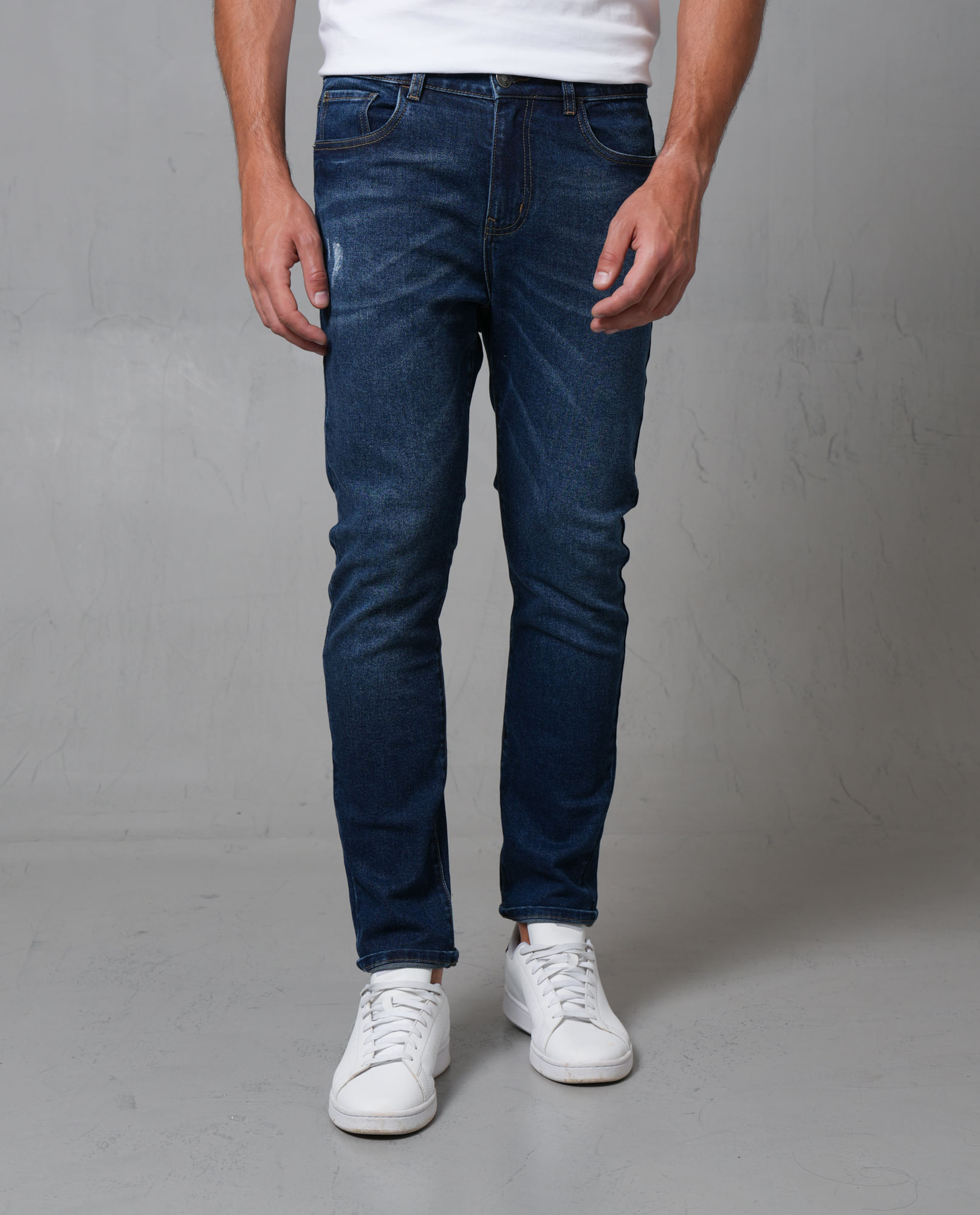 Jean Slim tono oscuro cinco bolsillos para hombre