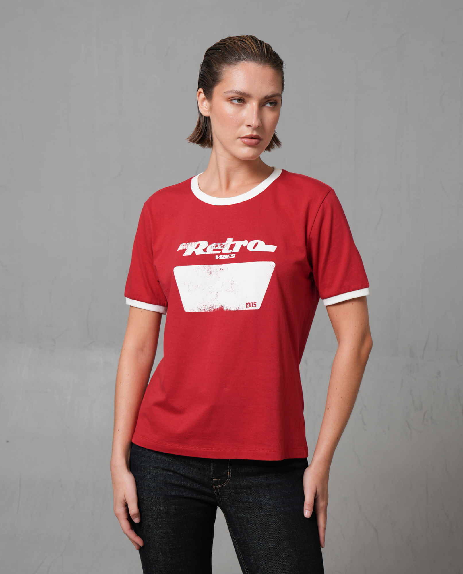 Camiseta con estampado en frente para mujer