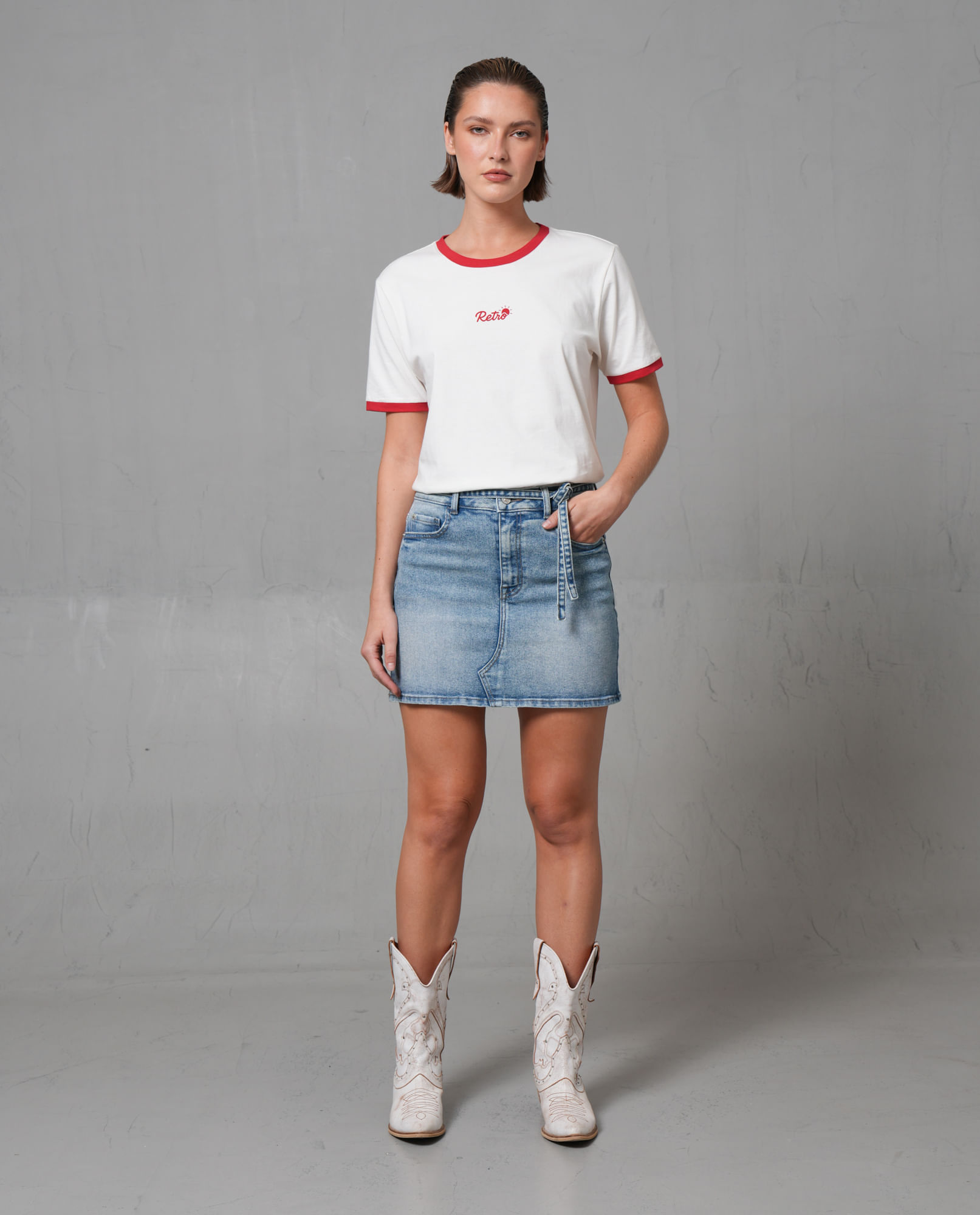 Falda corta con cinco bolsillos para mujer