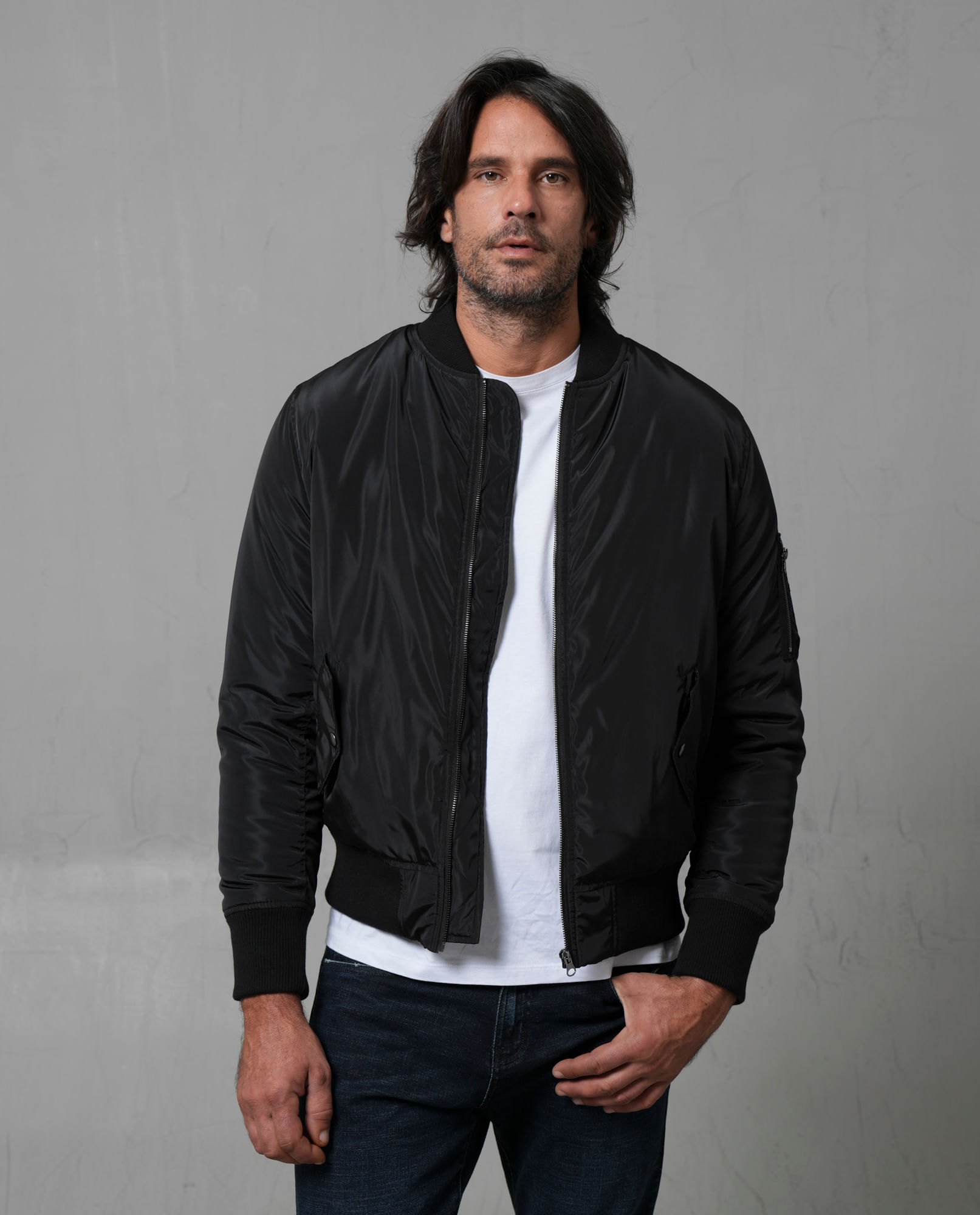 Chaqueta con bolsillo lateral para hombre