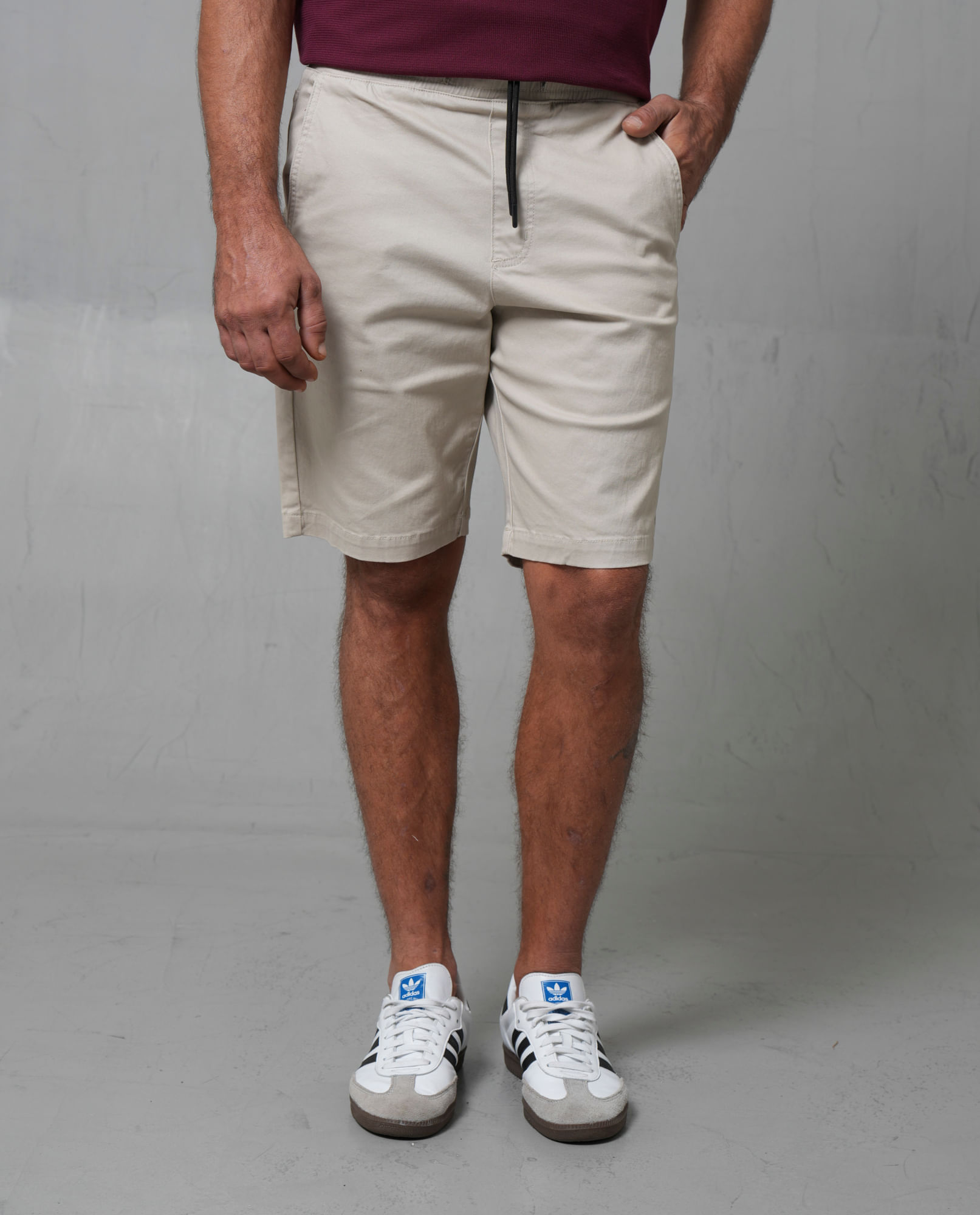 Bermuda con pretina elástica para hombre