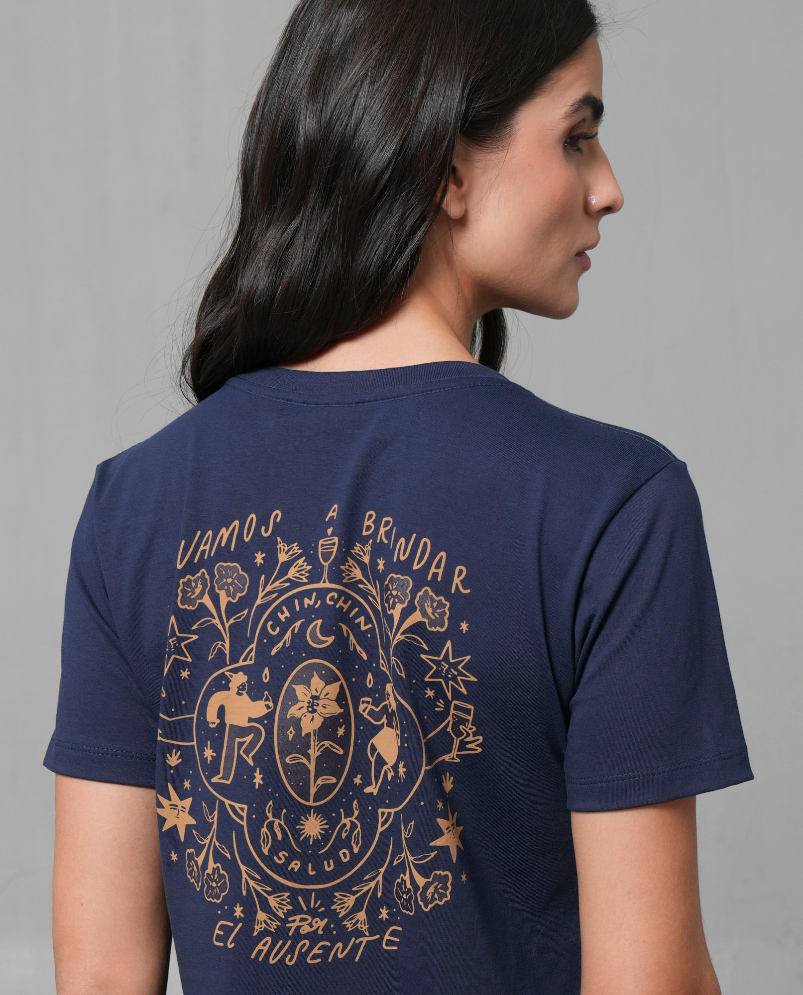 Camiseta con estampado en gran formato para mujer