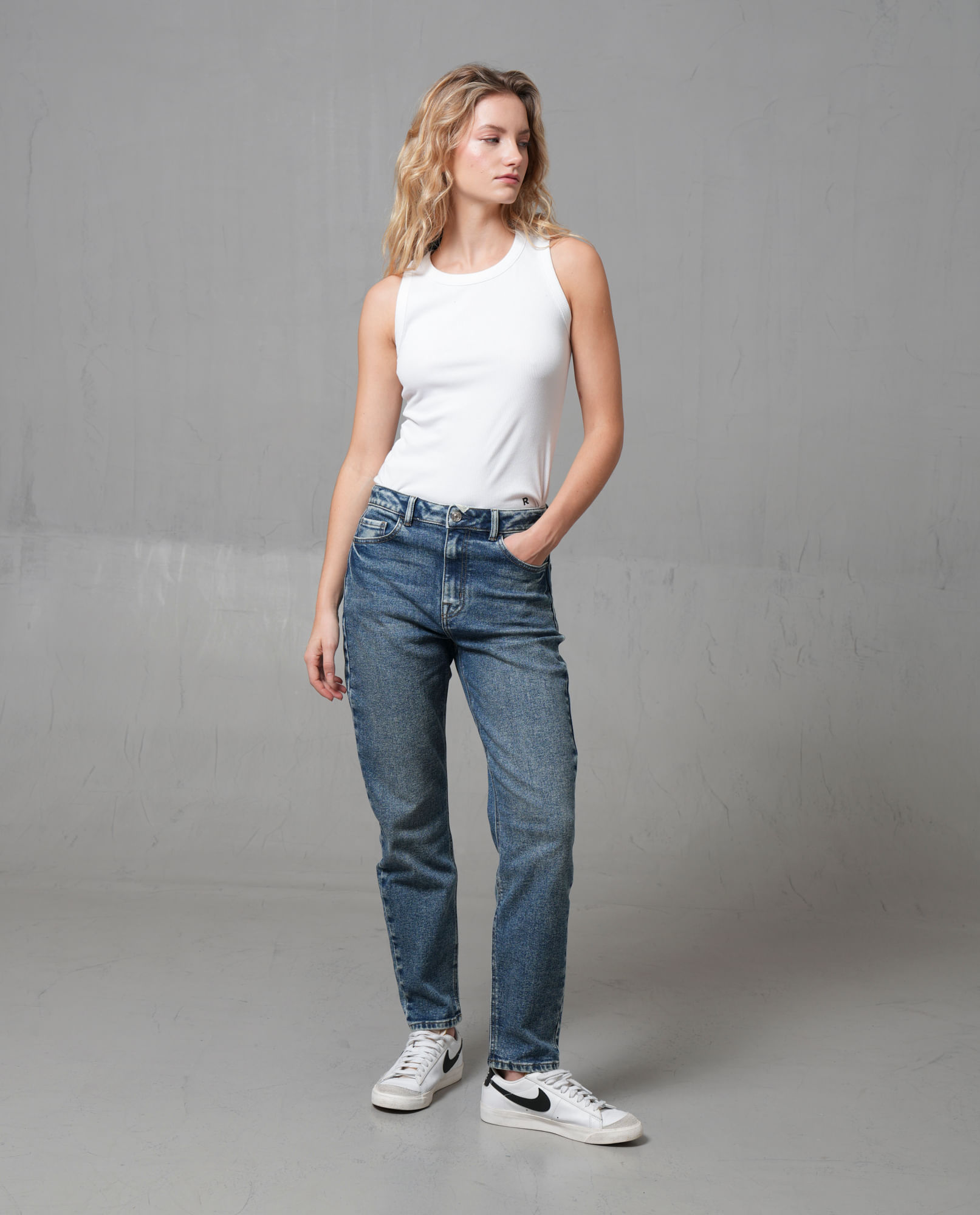 Jean Mom cinco bolsillos para mujer
