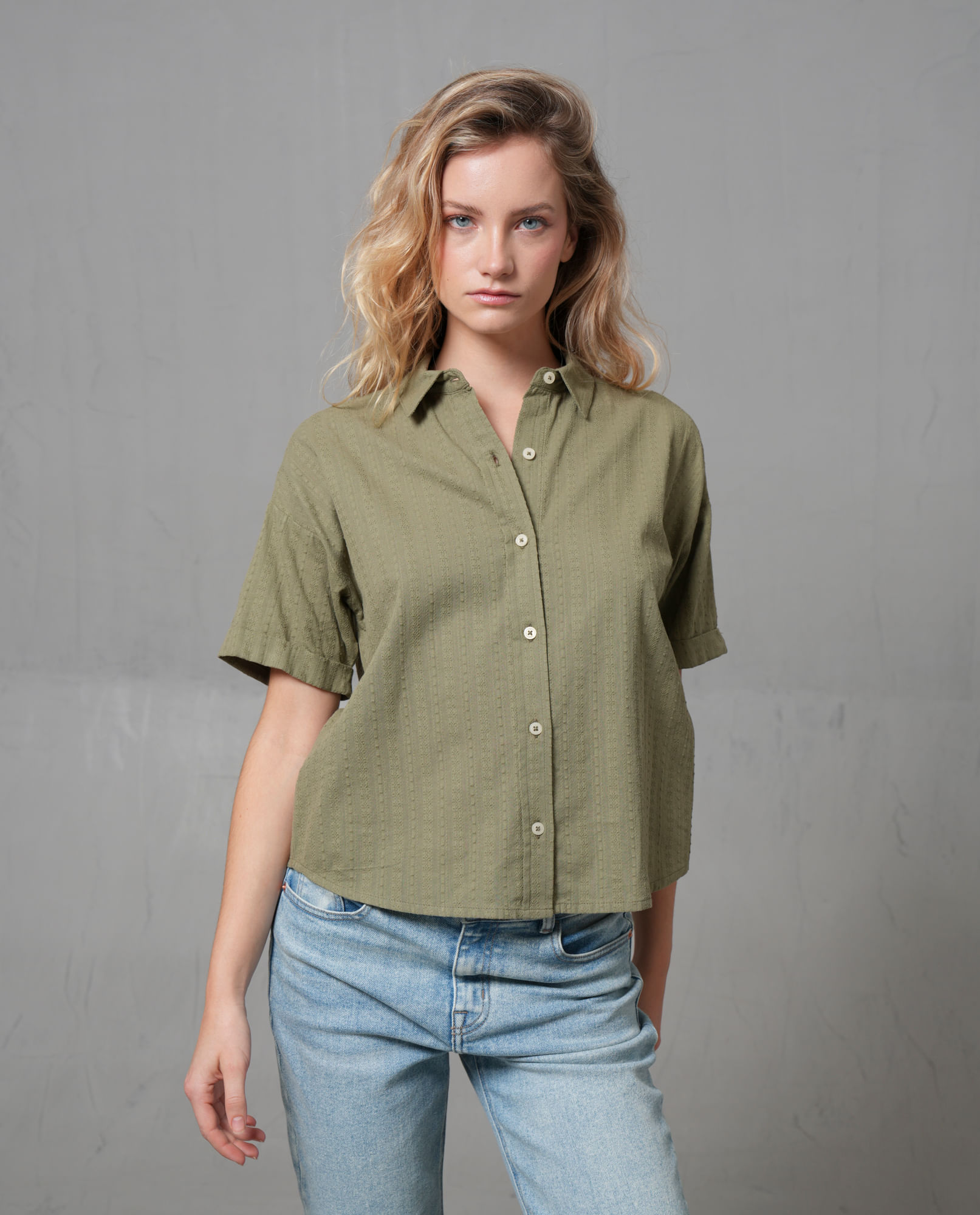Camisa manga corta con textura para mujer