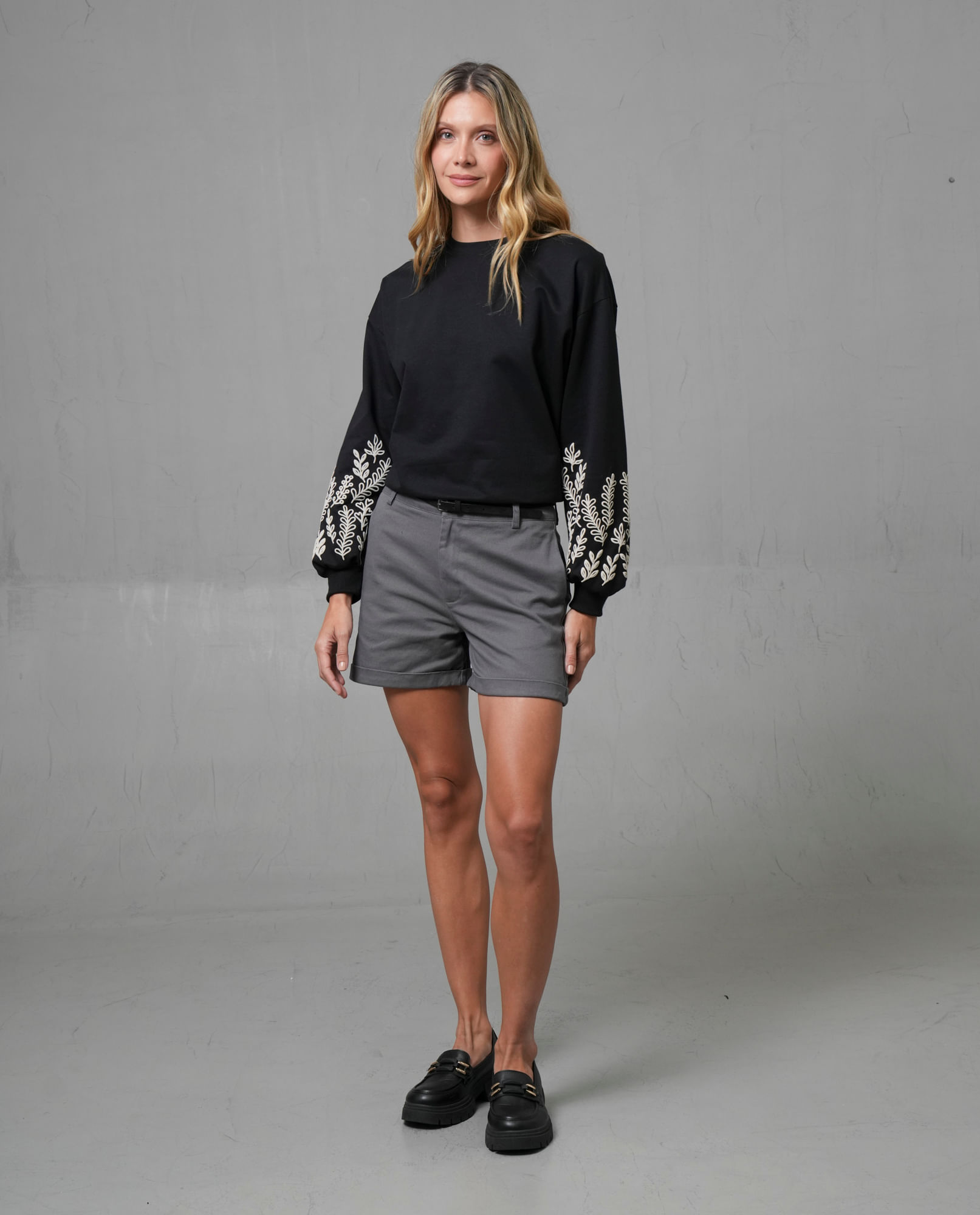 Shorts con bolsillos diagonales para mujer