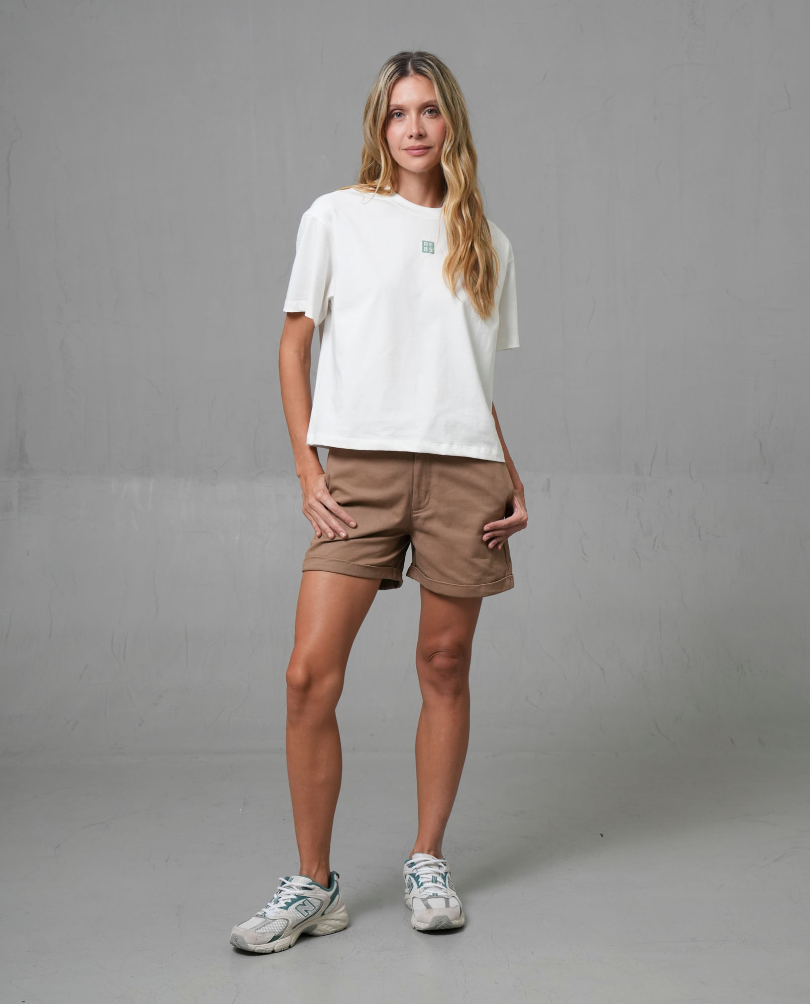 Shorts con bolsillos diagonales para mujer