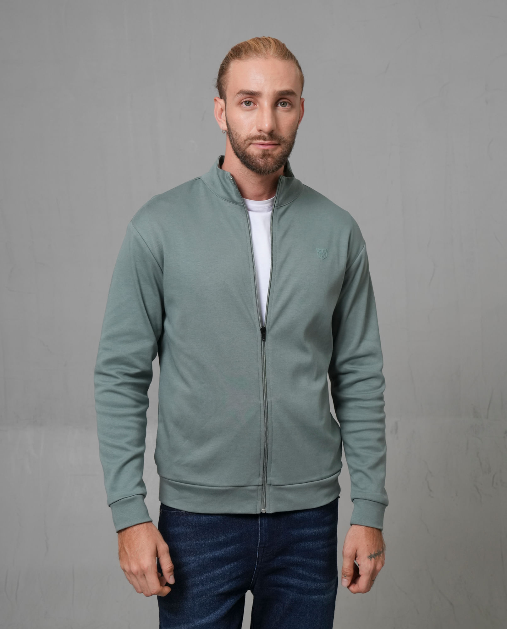 Buzo con cremallera con logo en punto corazón para hombre