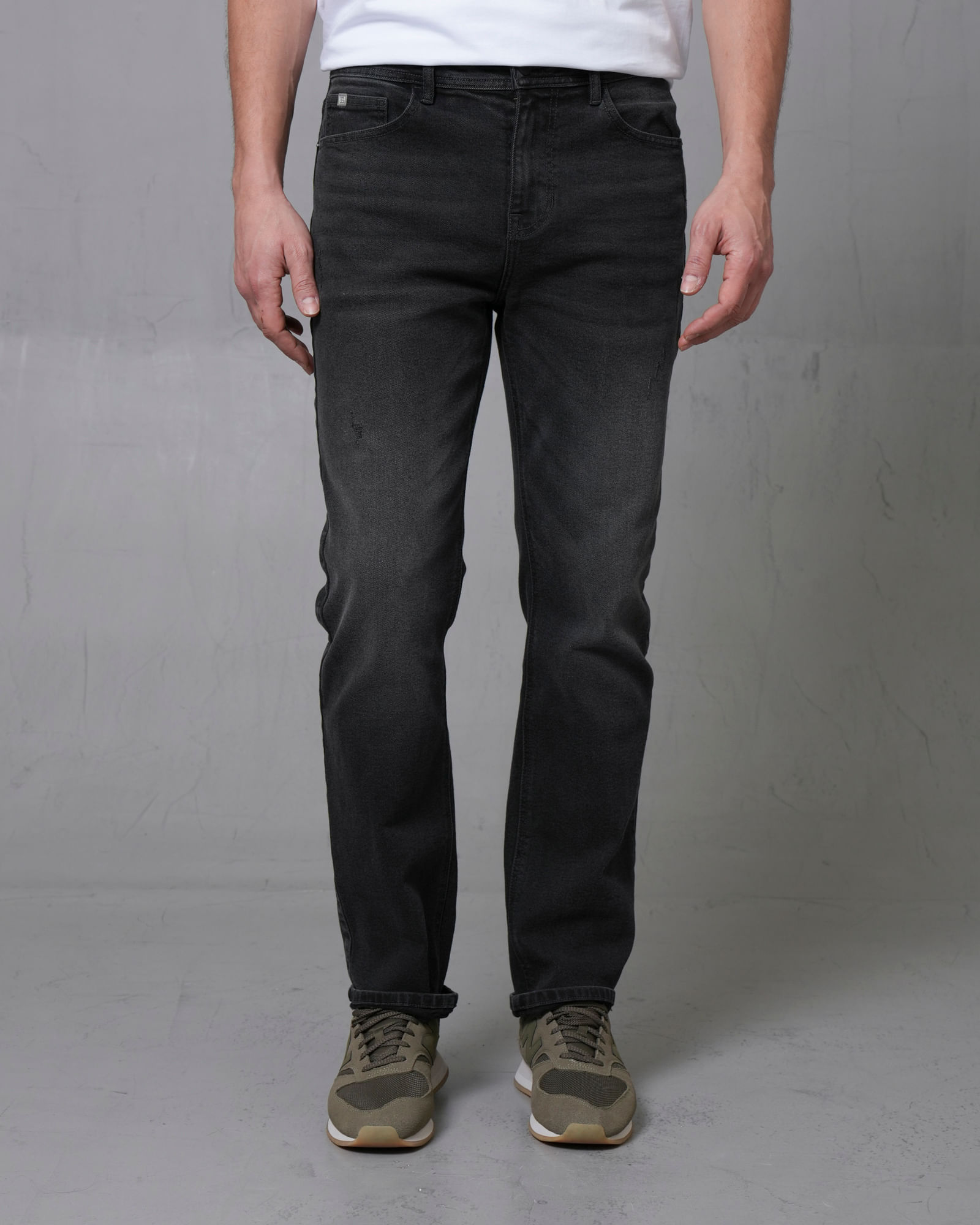 Jean Straight tono gris para hombre