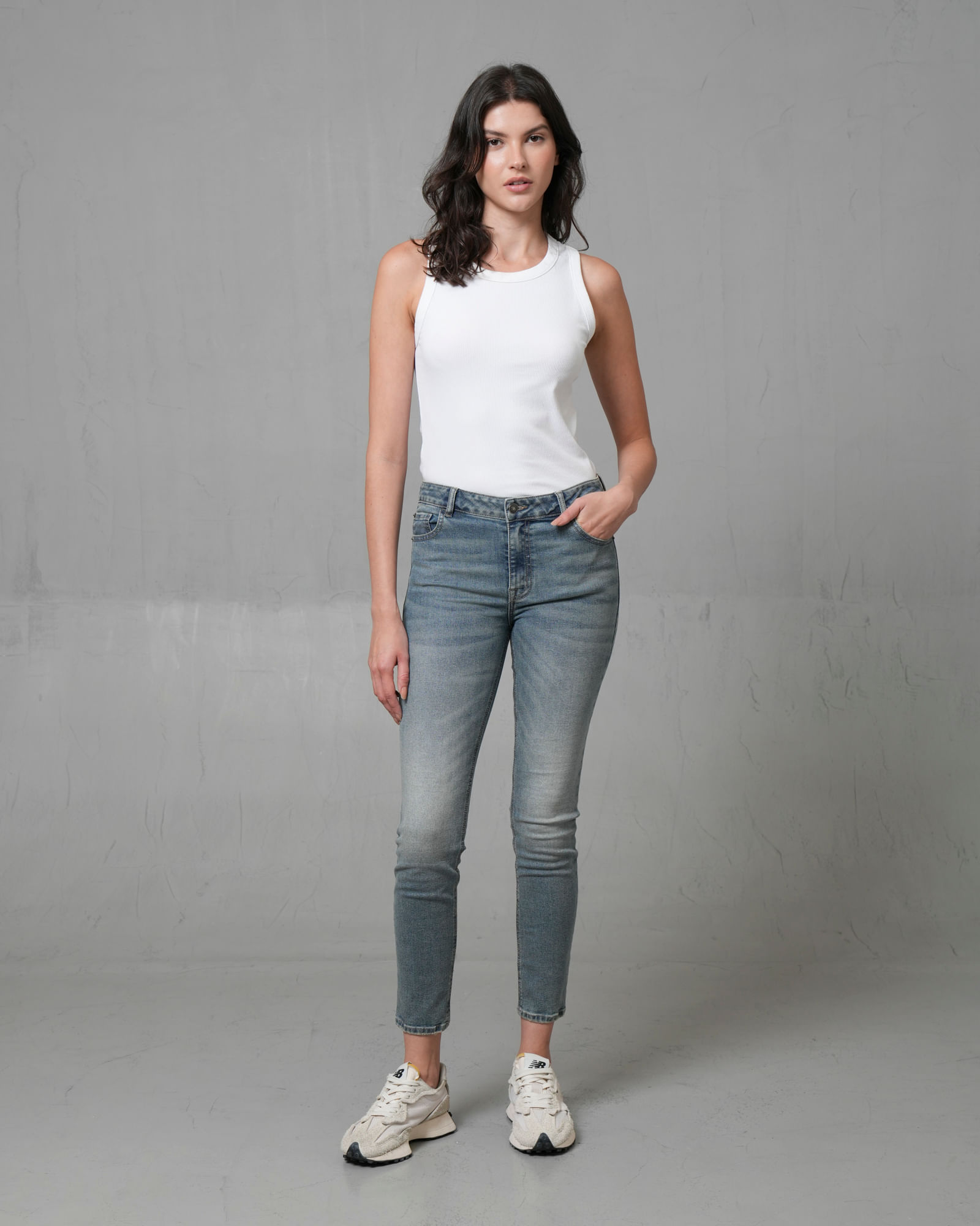 Jean Magic up con tiro medio para mujer