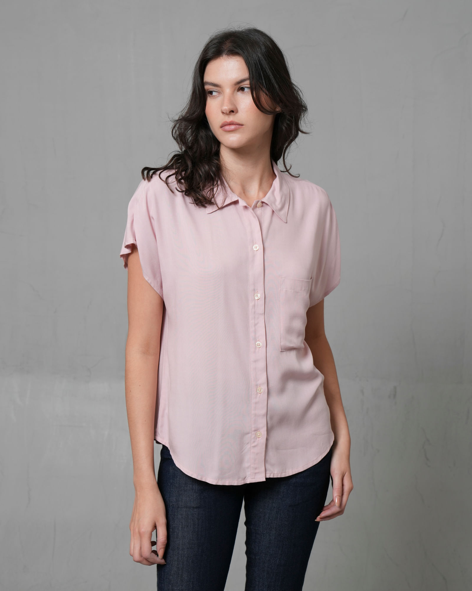Camisa de manga corta rodada para mujer