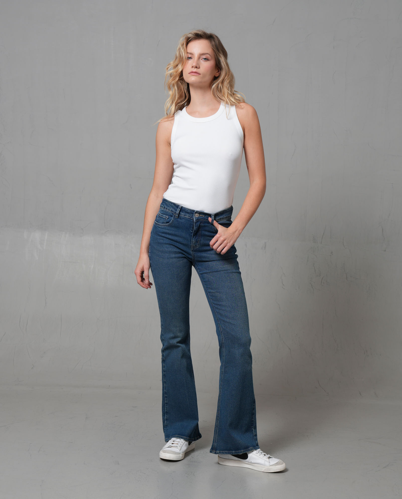 Jean Magic Up + Flare para mujer