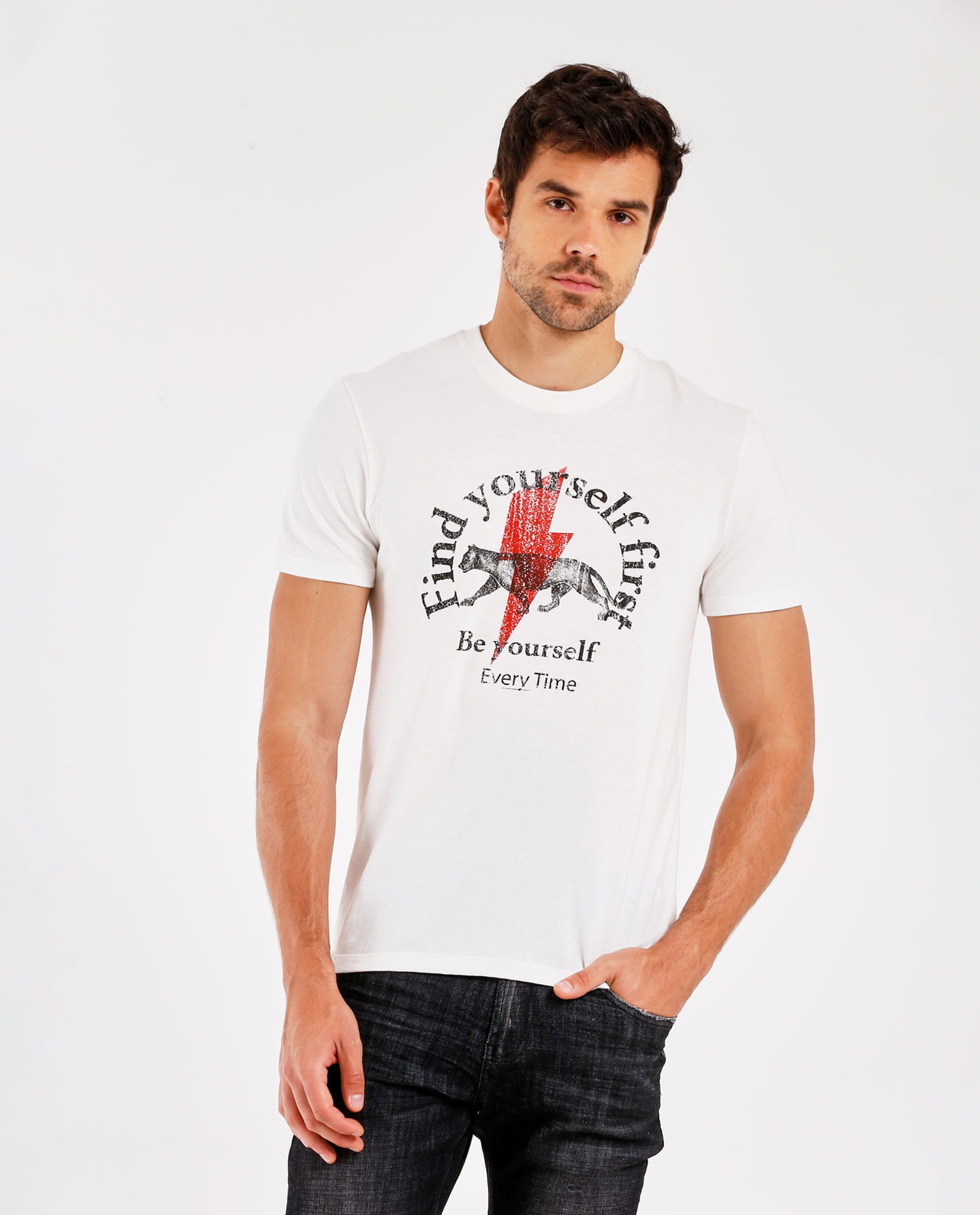 Camiseta estampada en frente para hombre