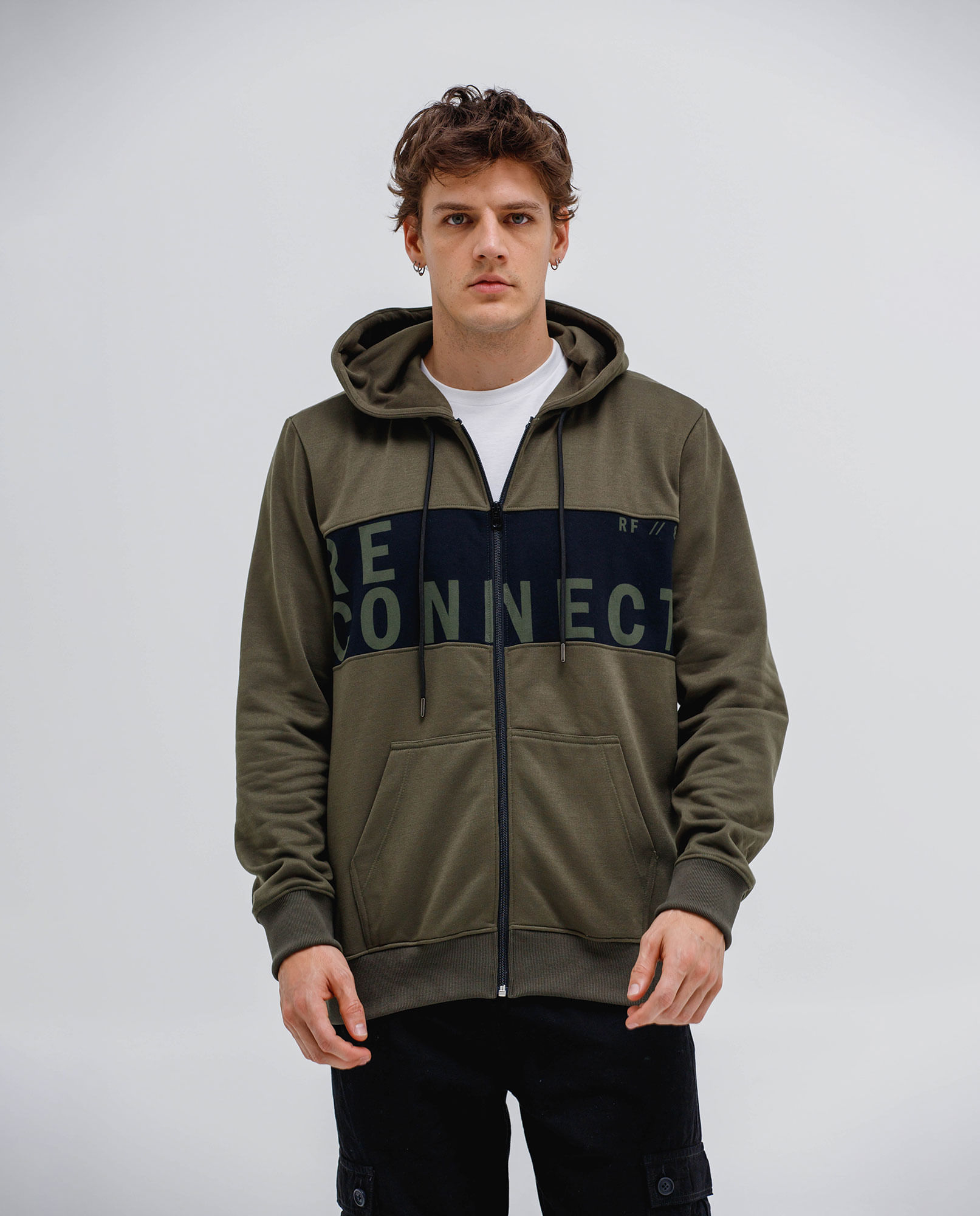 Buzo con capucha para hombre