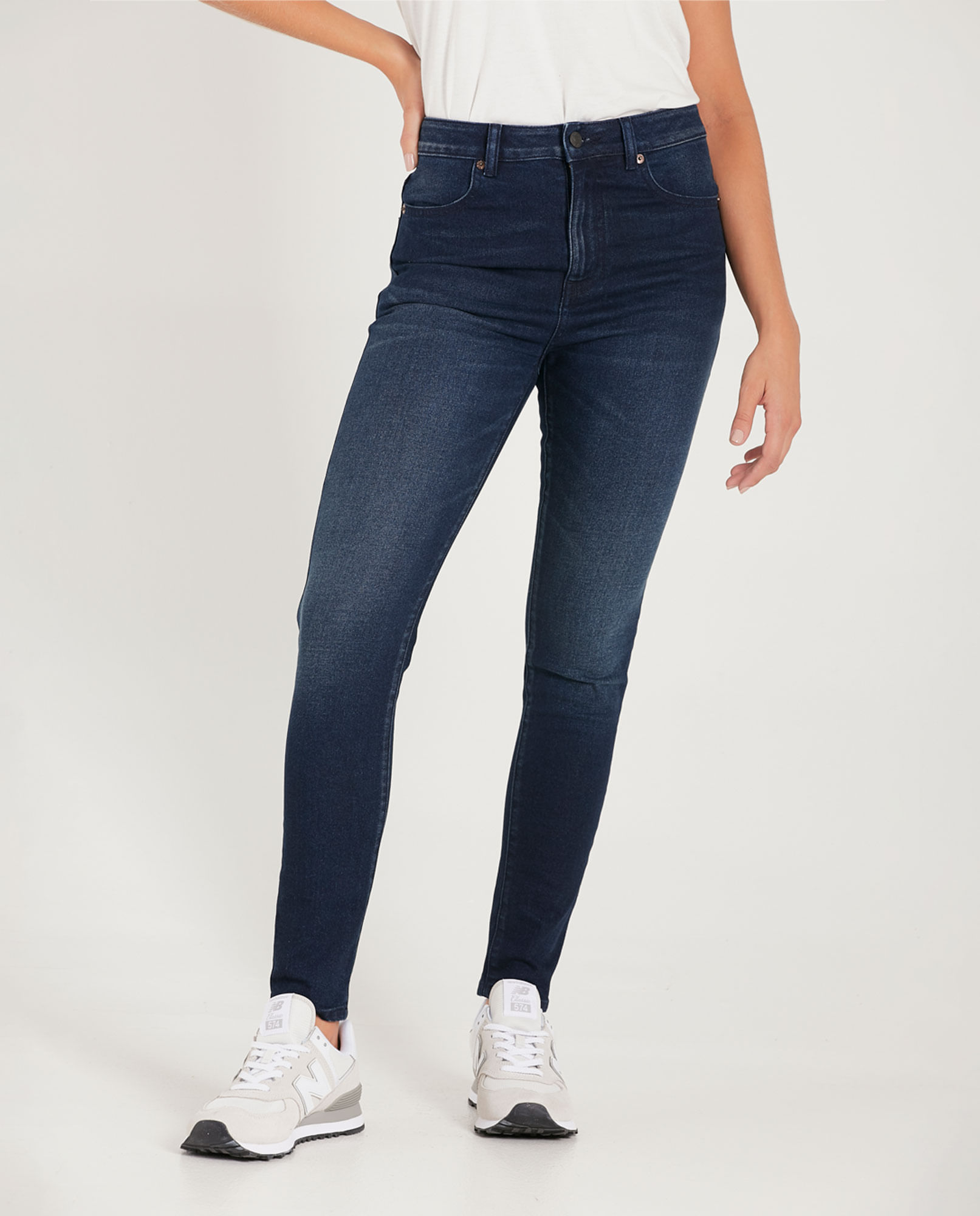 Jean Skinny en tono medio para mujer