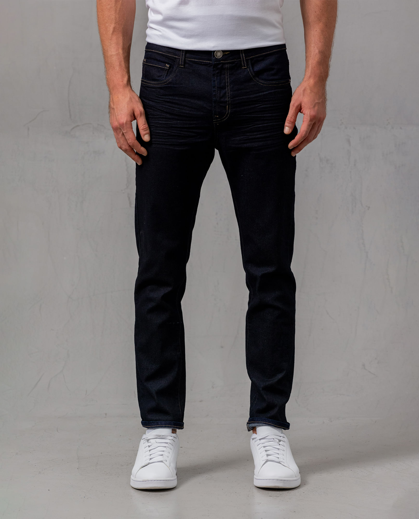 Jean Slim tono oscuro para hombre