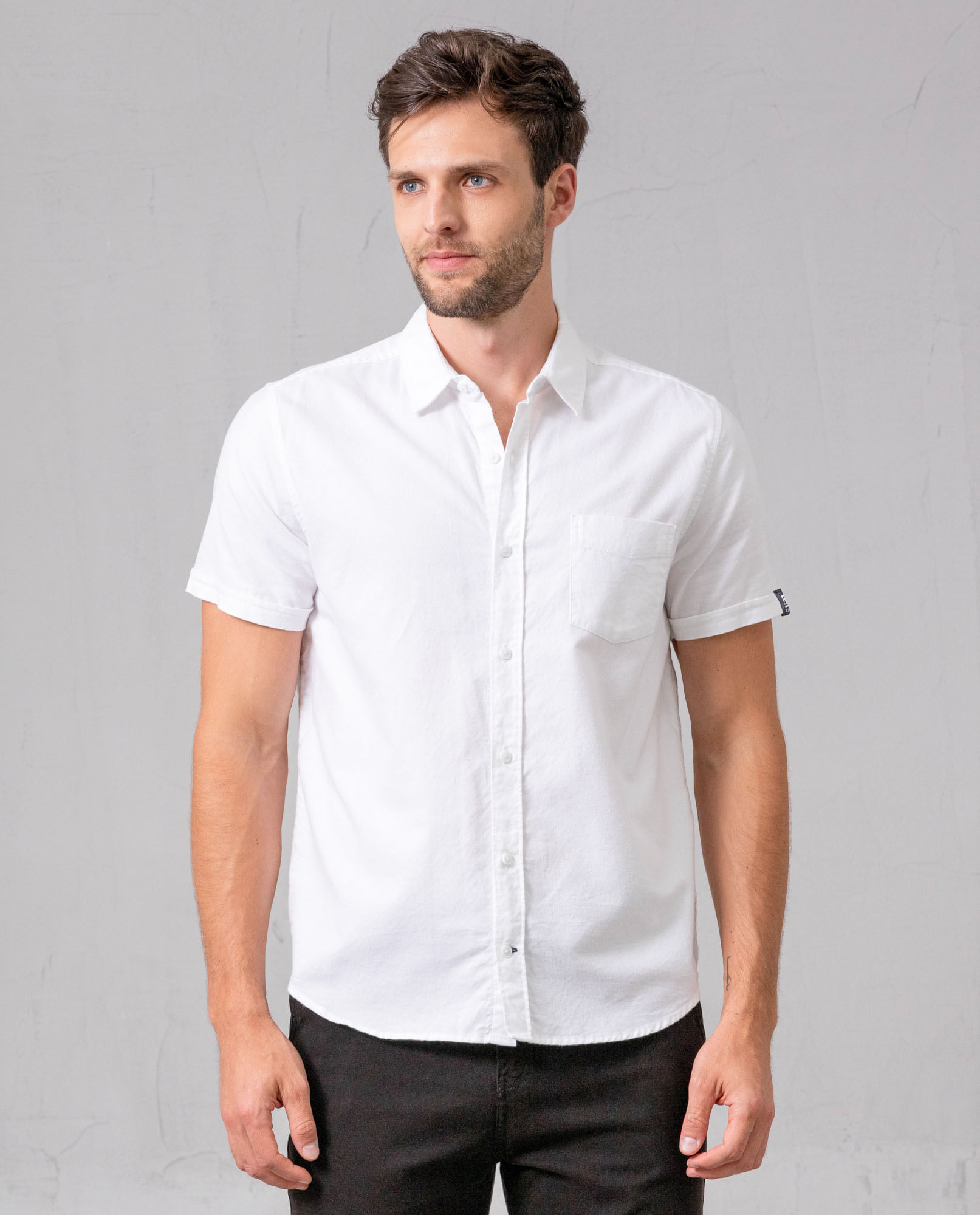 Camisa clásica para hombre