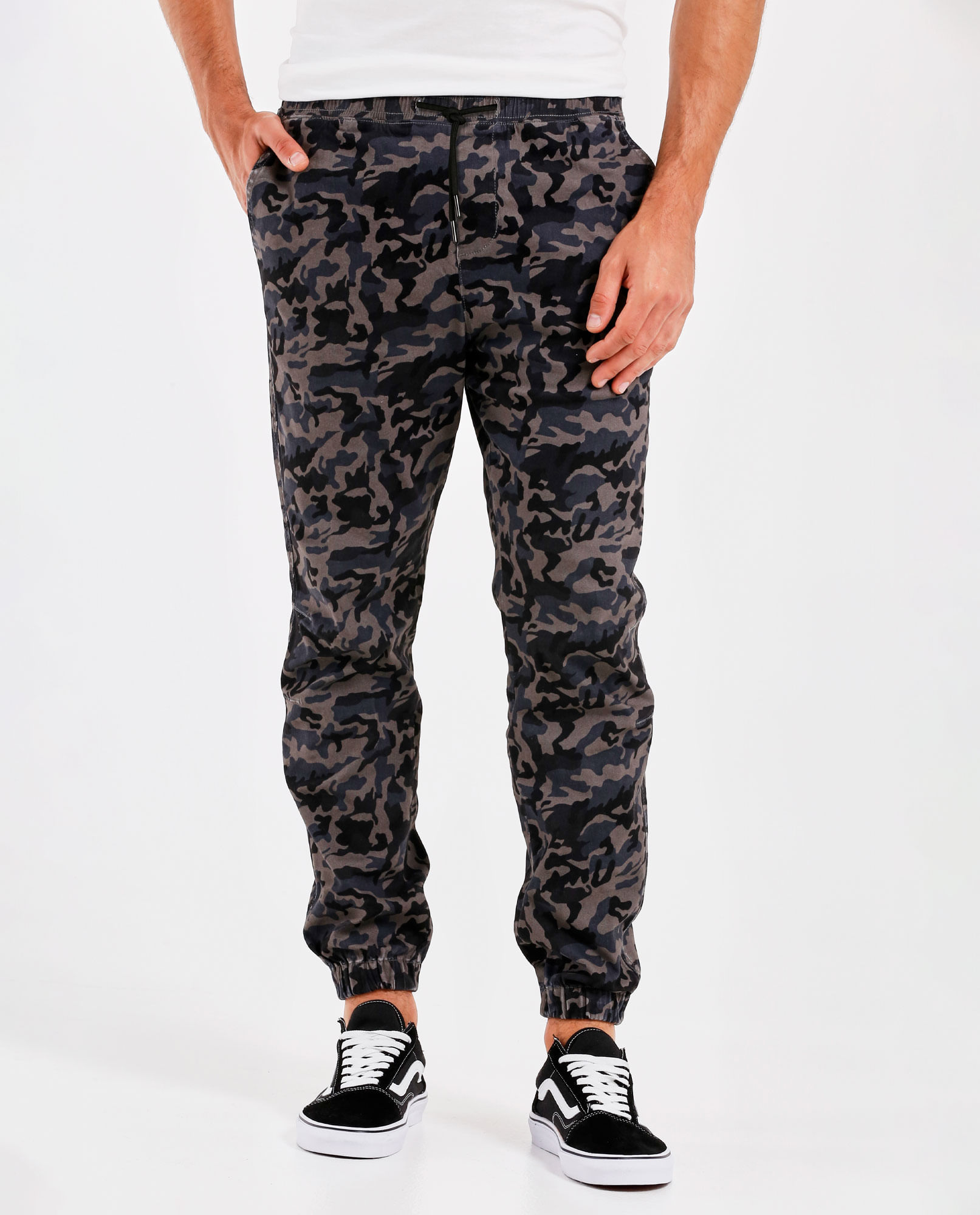 Pantalón tipo Jogger camuflado para hombre