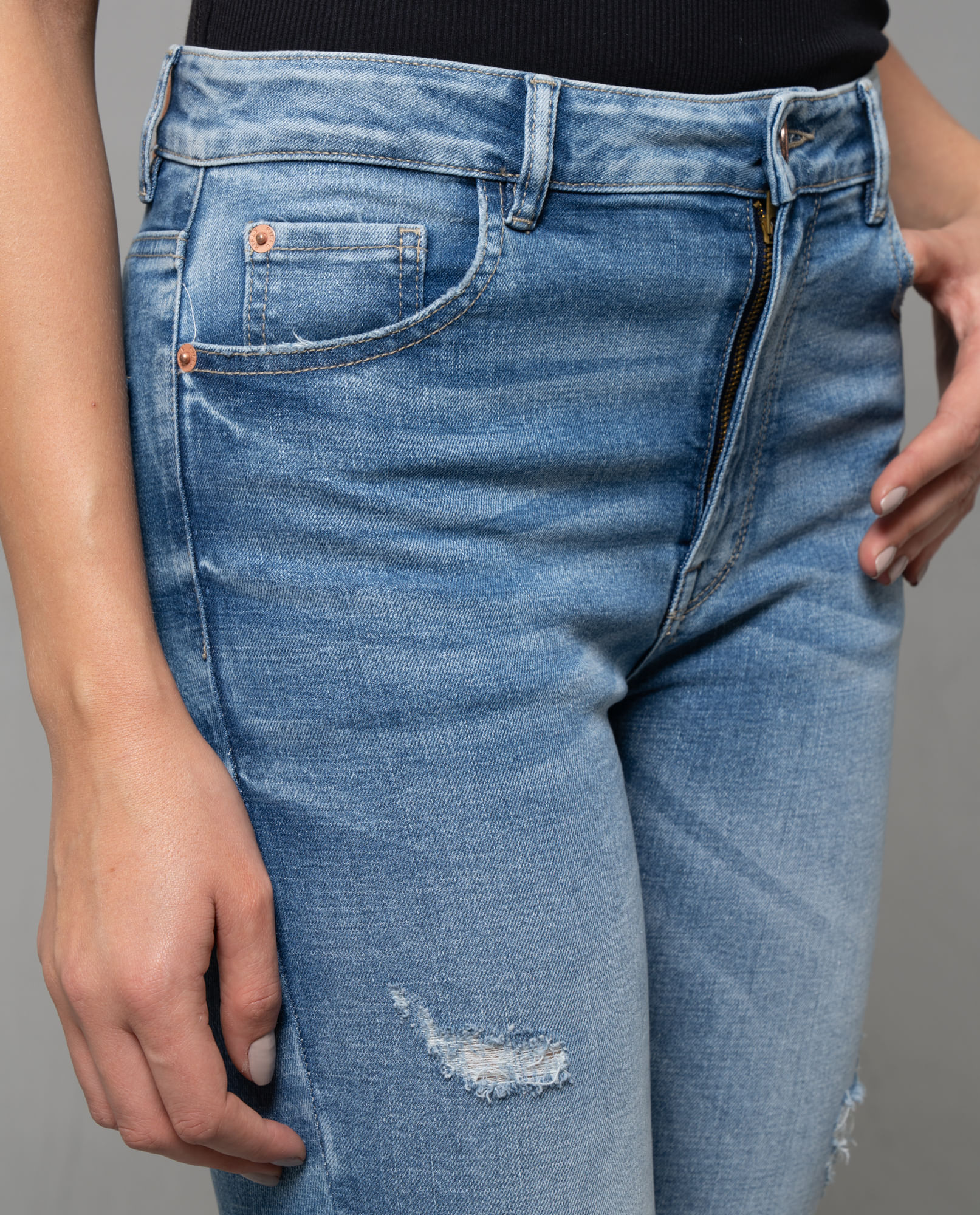 Jean Jegging con rotos para mujer