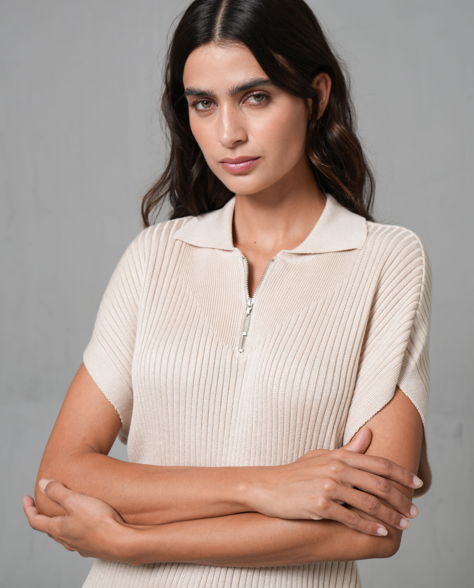 Camisa tejida con cierre en frente para mujer