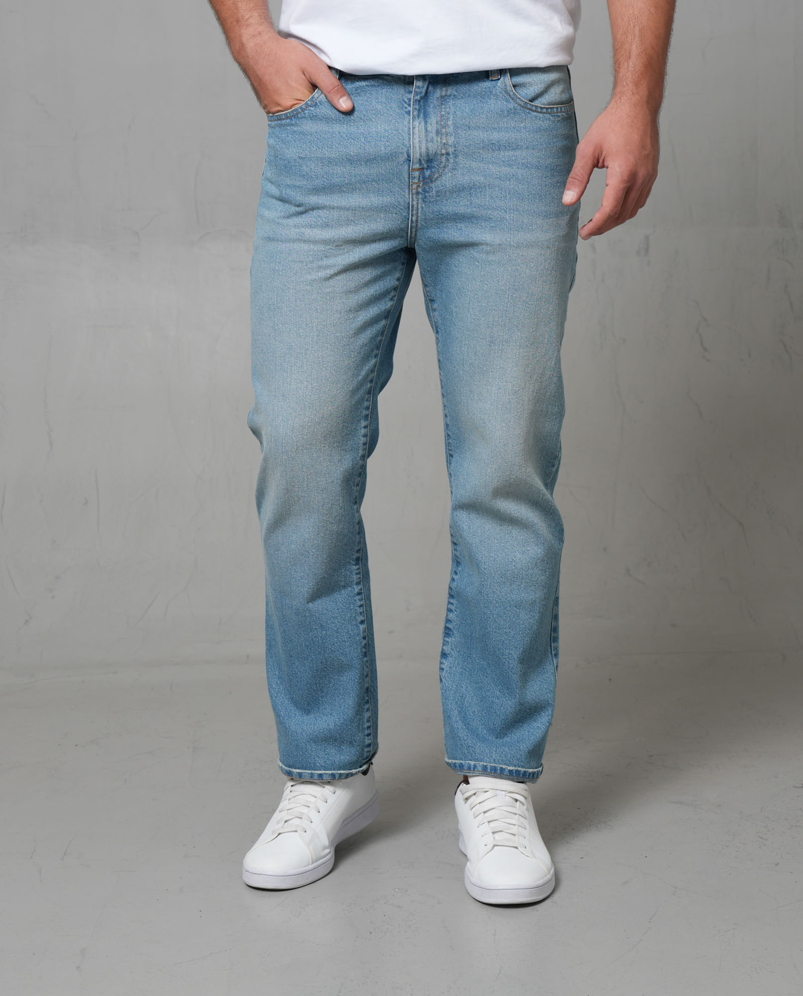 Jean Classic tono claro para hombre