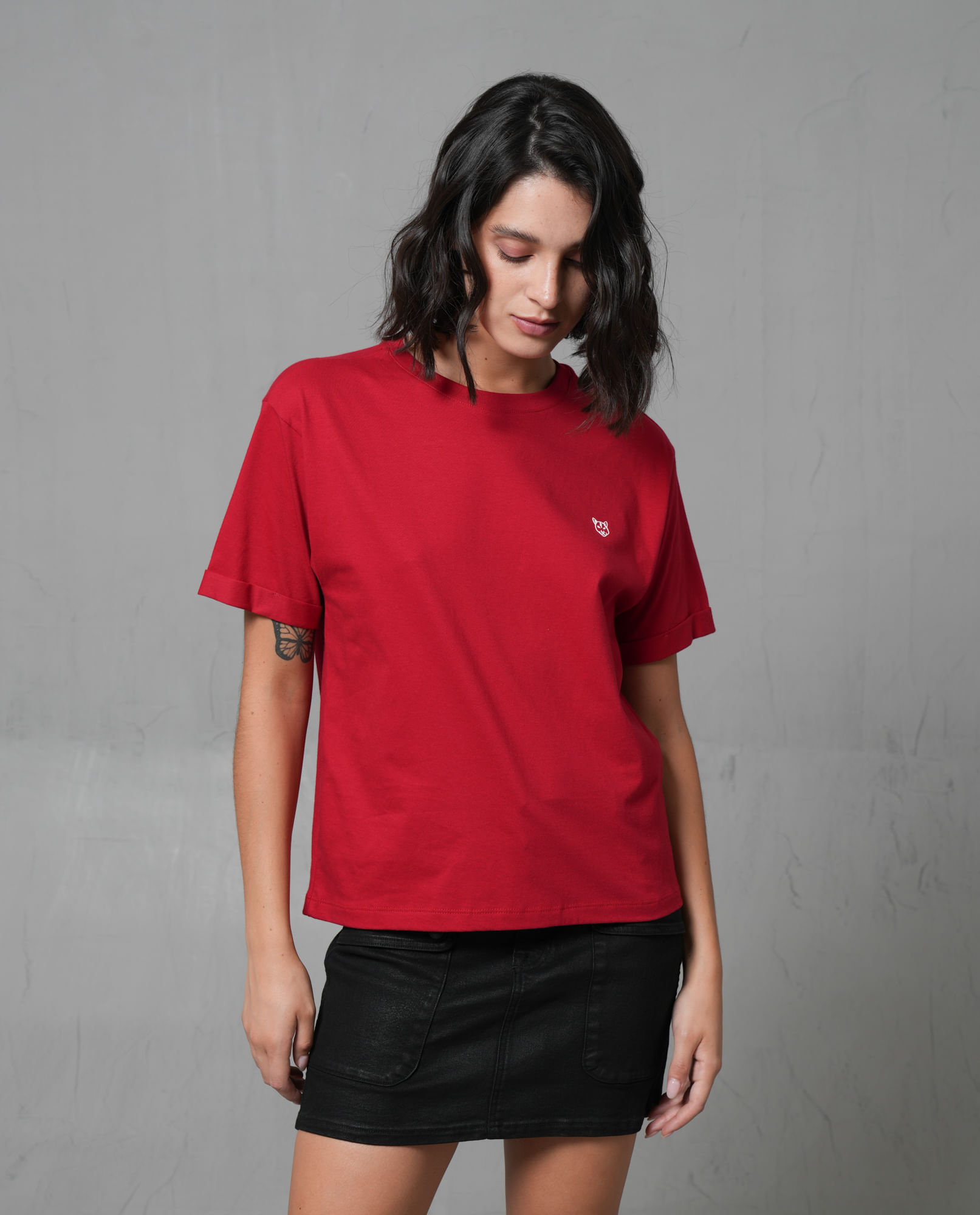 Camiseta básica con puma estampado para mujer