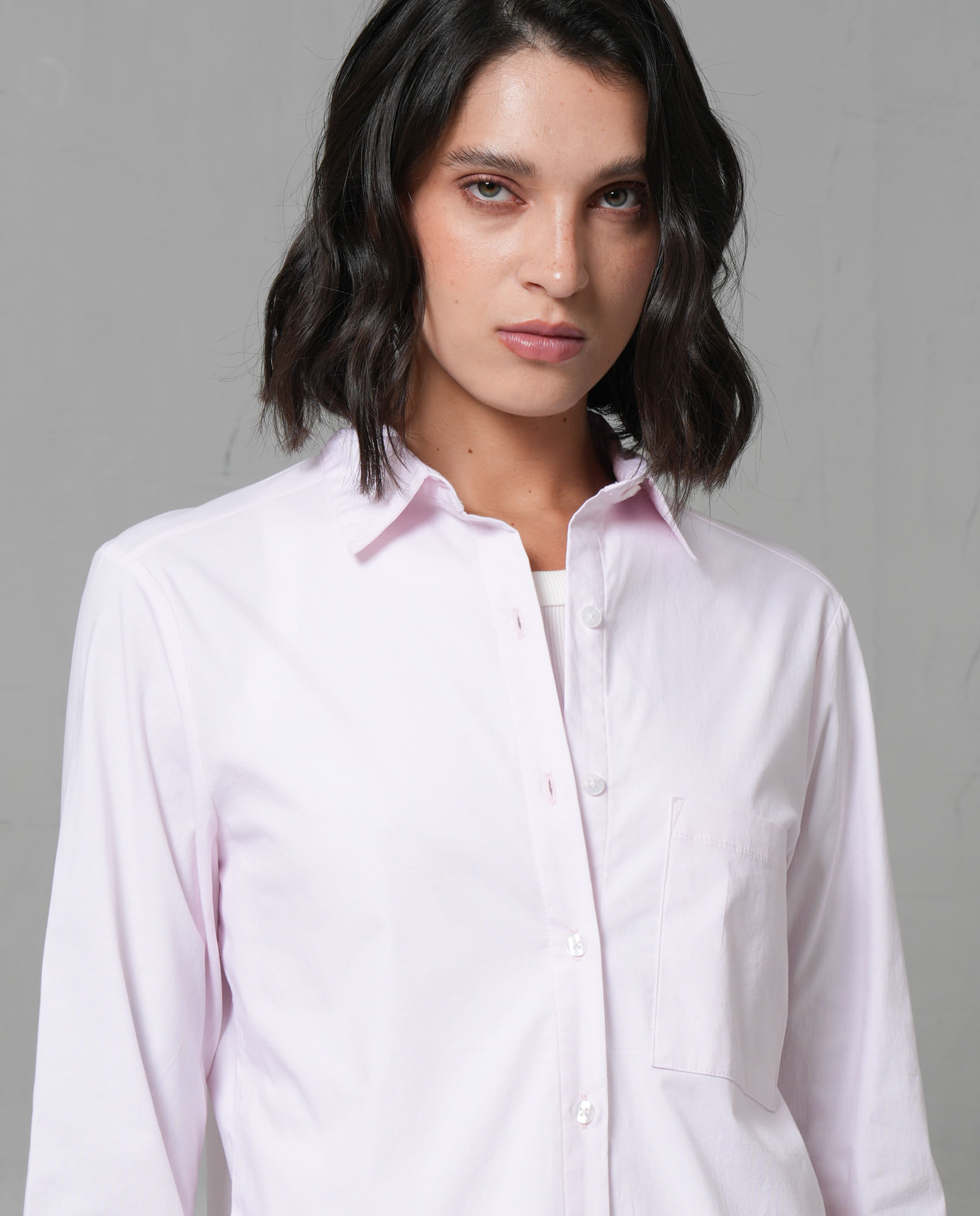 Camisa manga larga con bolsillo para mujer