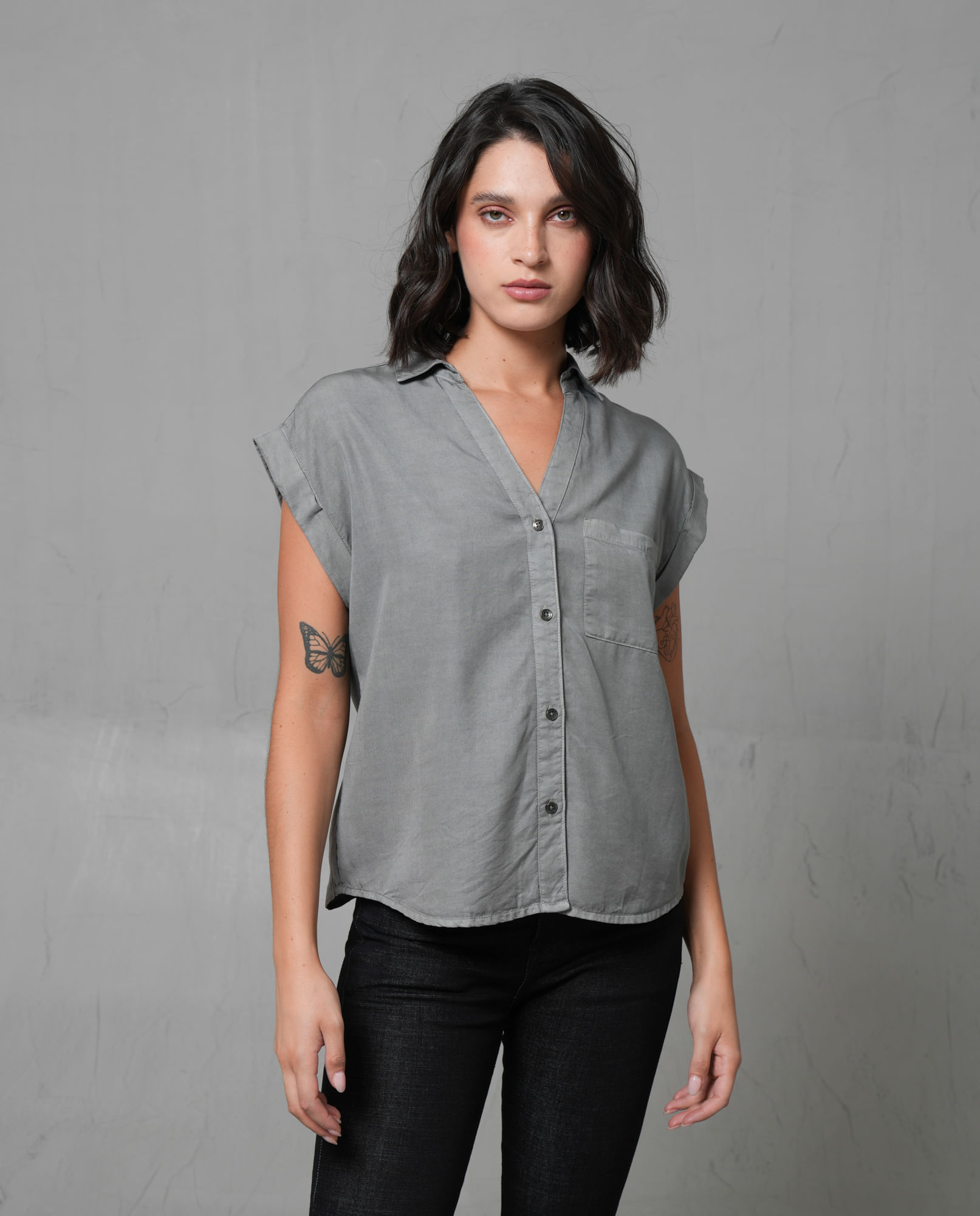 Camisa manga sisa con bolsillo para mujer