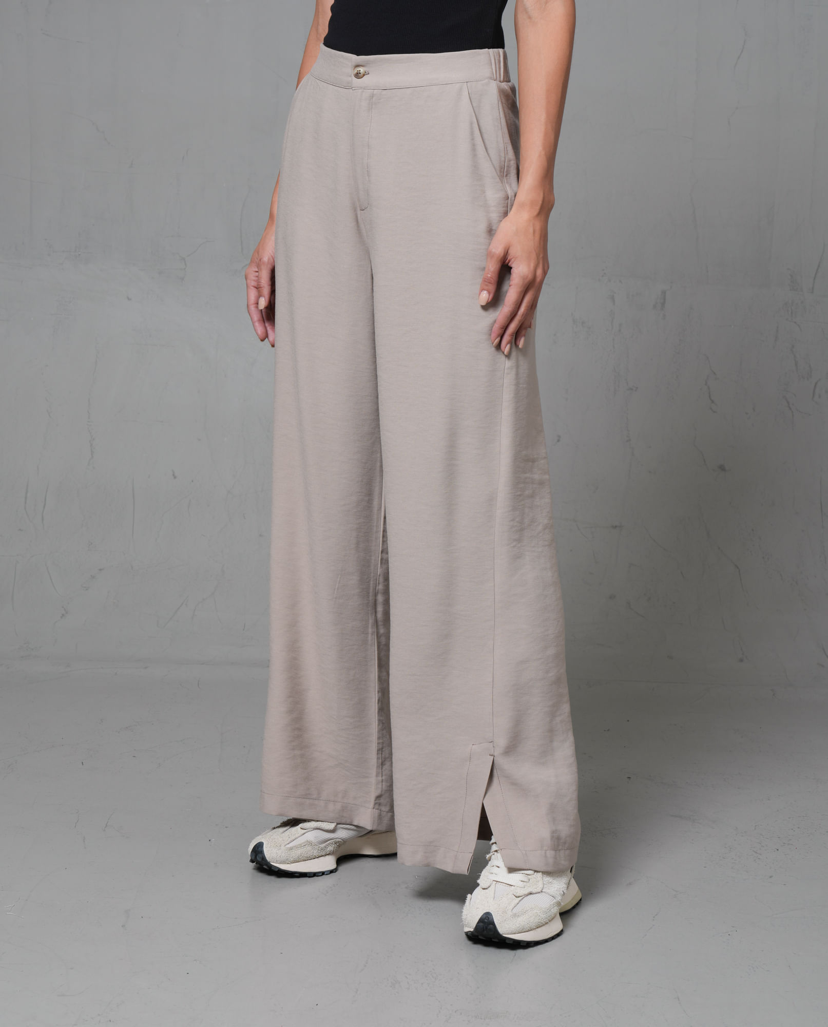 Pantalón liviano de tiro alto para mujer