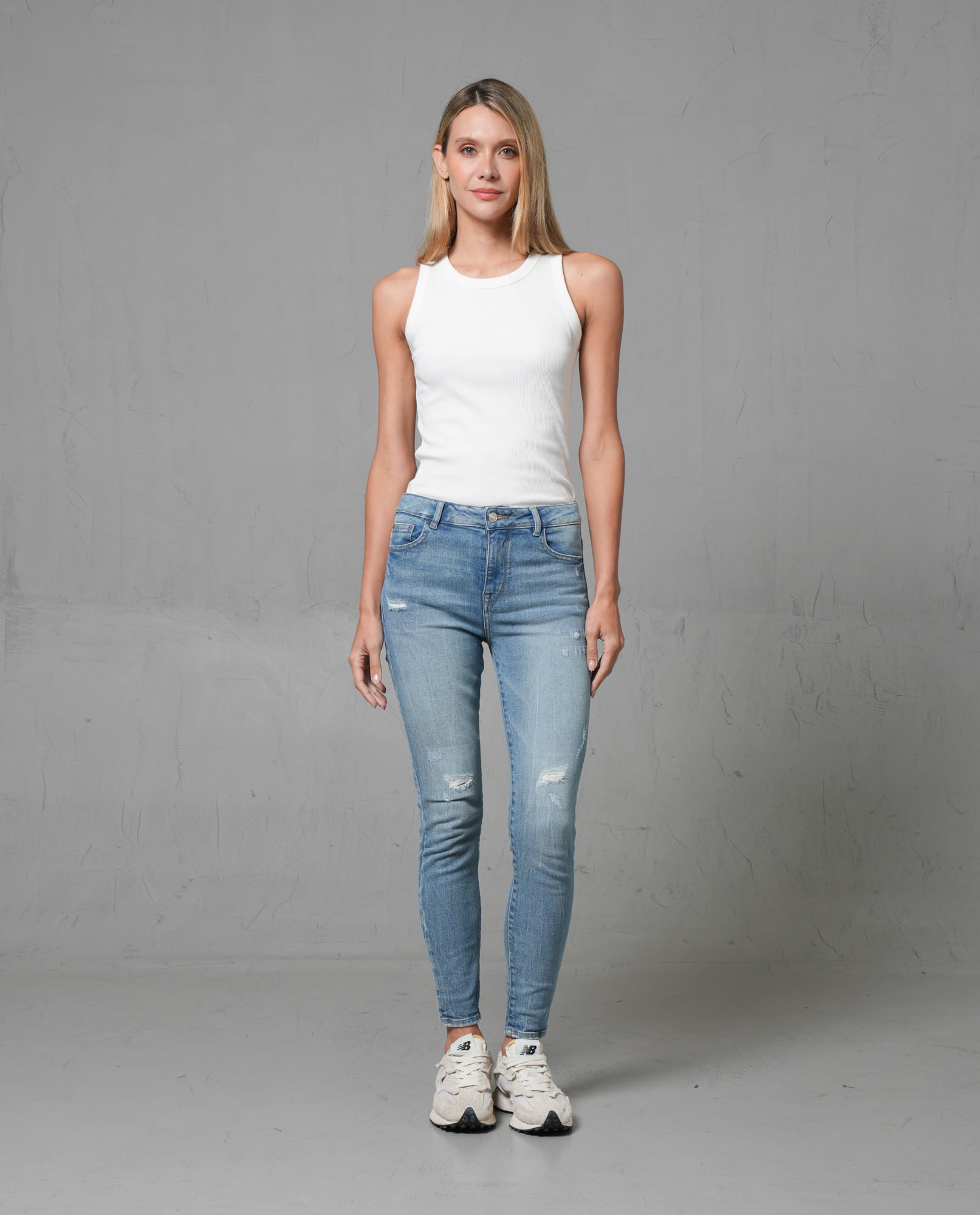 Jean Magic Up con rotos para mujer
