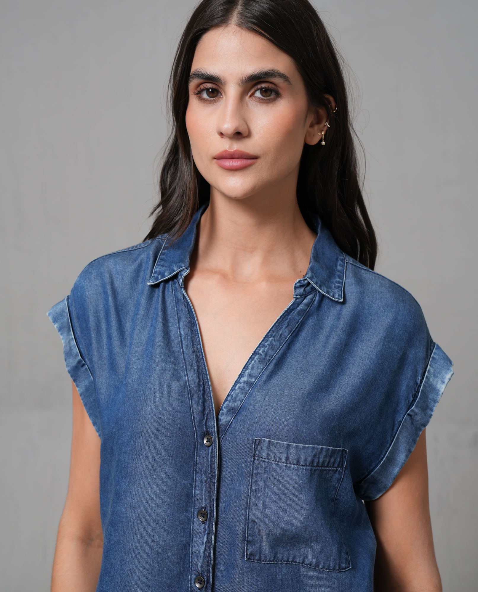 Camisa manga sisa con bolsillo para mujer