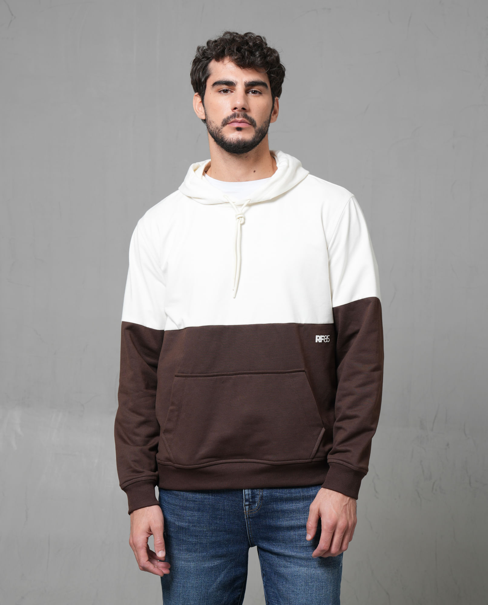 Buzo con capucha para hombre